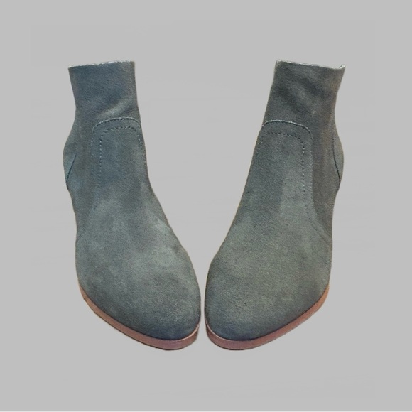 NWT Violet & Red Cupid Real Suede Leather Bootie in Olive Green, Size 8 1/2M - Picture 10 of 14